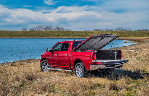 UnderCover 11-17 Ram 1500 (w/o Rambox) 5.7ft Elite LX Bed Cover - Deep Cherry Red - UC3088L-PRP