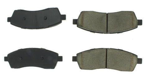 StopTech 99-04 Ford F-250 / 00-05 Excursion / 99-04 F-350 Super Duty Rear Truck & SUV Brake Pads - 319.07570