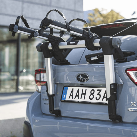 Thule OutWay Hanging-Style Trunk Bike Rack (Up to 3 Bikes) - Silver/Black - 995005