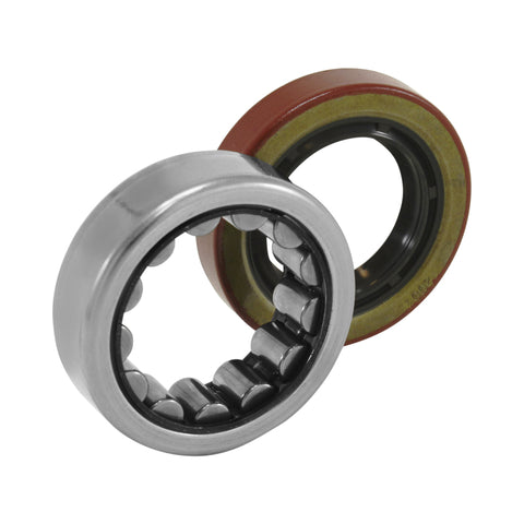 Yukon Gear R1563TAV Axle Bearing and Seal Kit / Torringtonbrand / 2.250in OD / 1.400in ID - AK 1563