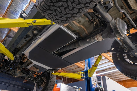 Rugged Ridge 18-23 Jeep Wrangler JLU 4dr Alum. Skid Plate for Gas Tank/Exhaust - Tex. Blk - 18003.53