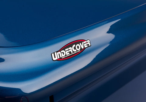 UnderCover 15-19 Chevy Silverado 1500 (19 Legacy) & 2500/3500HD 5.8ft Lux Bed Cover- Deep Ocean Blue - UC1126L-G1K