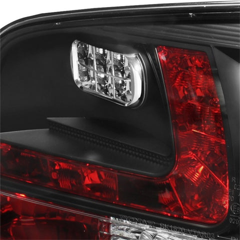 Spyder Volkswagen Touareg 03-07 LED Tail Lights Black ALT-YD-VTOU04-LED-BK - 5042699