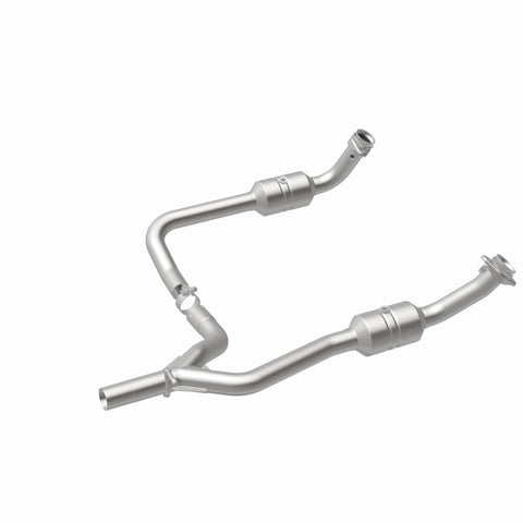 Magnaflow Conv DF 2009-2014 E-150 4.6 L Underbody - 52153