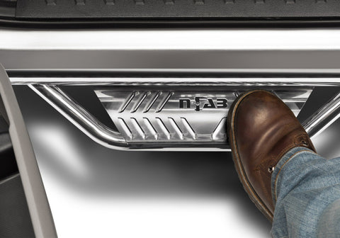 N-Fab Podium SS 15-18 GMC/Chevy Canyon/Colorado Crew Cab SRW - Polished Stainless - Cab Length - 3in - HPG1583CC-SS