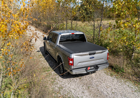 BAK 88-13 Chevy Silverado/GM Sierra Revolver X4s 6.6ft Bed Cover (2014 HD /2500 /3500) - 80101