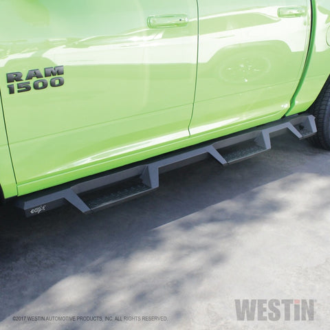 Westin/HDX 09-18 Dodge/Ram 1500 Crew Cab (5.5ft Bed) Drop Wheel to Wheel Nerf Step Bars - Txt Black - 56-534315