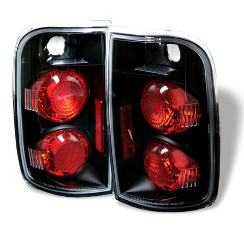 Spyder Chevy Blazer 95-05/Oldsmobile Bravada 96-01 Euro Tail Lights Blk ALT-YD-CB95-BK - 5001146