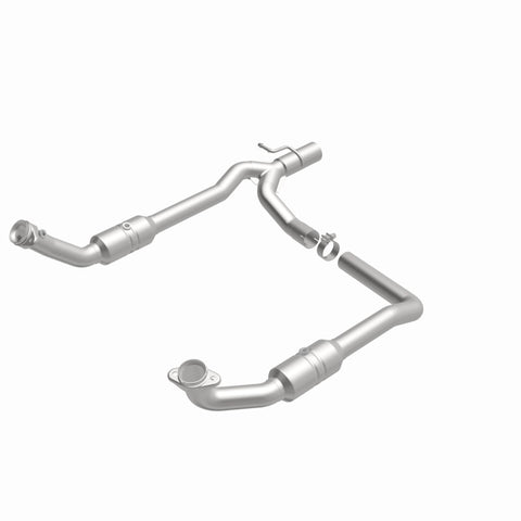 Magnaflow Conv DF 2009-2012 E-150 5.4 L Underbody - 52294