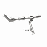 Magnaflow 01-03 Ford F150 XL/XLT V6 4.2L OEM Grade / EPA Compliant Direct-Fit Catalytic Converter - 21-249