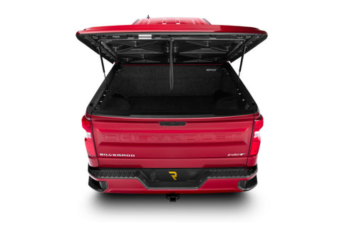 UnderCover 19-20 Chevy Silverado 1500 6.5ft Lux Bed Cover - Glory Red - UC1186L-GPJ