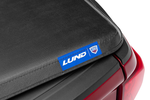 Lund 2022 Toyota Tundra 6.7ft Bed Hard Fold Tonneau (w/o Trck Adpt Kt + w/o Trl Spcl Edtn Bx) - 969572