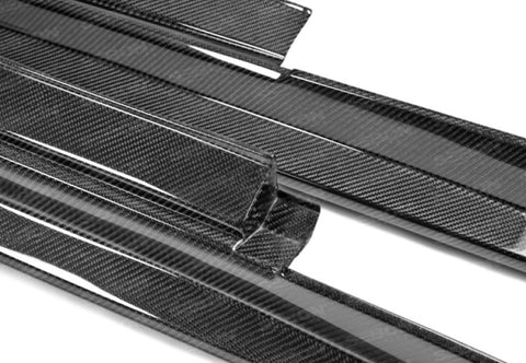 Seibon 11-13 Nissan GTR R35 VS-Style Carbon Fiber Side Skirts (Pair) - SS1113NSGTR-VS