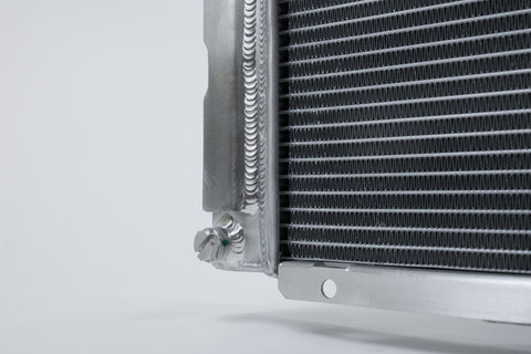 CSF 84-88 Mercedes-Benz W201 190E 2.3L - 16 w/ A/C High Performance Aluminum Radiator - 7220