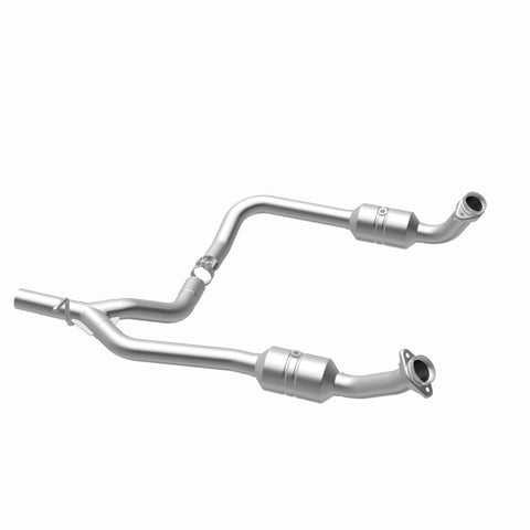 Magnaflow Conv DF 2009-2014 E-150 4.6 L Underbody - 52153