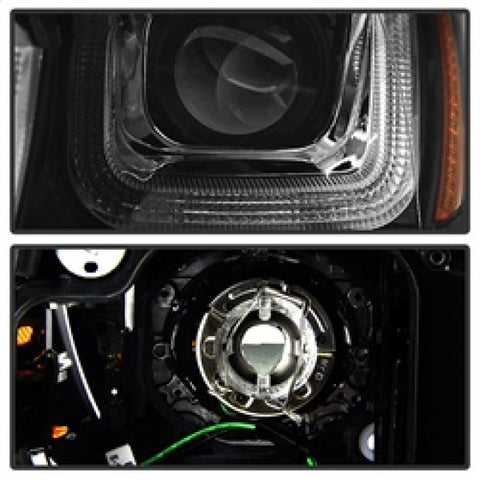 Spyder Volkswagen Golf VII 14-16 Projector Headlights DRL LED Blk Stripe Blk PRO-YD-VG15-BLK-DRL-BK - 5080578