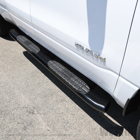 Westin 2019 Ram 1500 Quad Cab (Excl Classic) PRO TRAXX 5 Oval Nerf Step Bars - Black - 21-54095